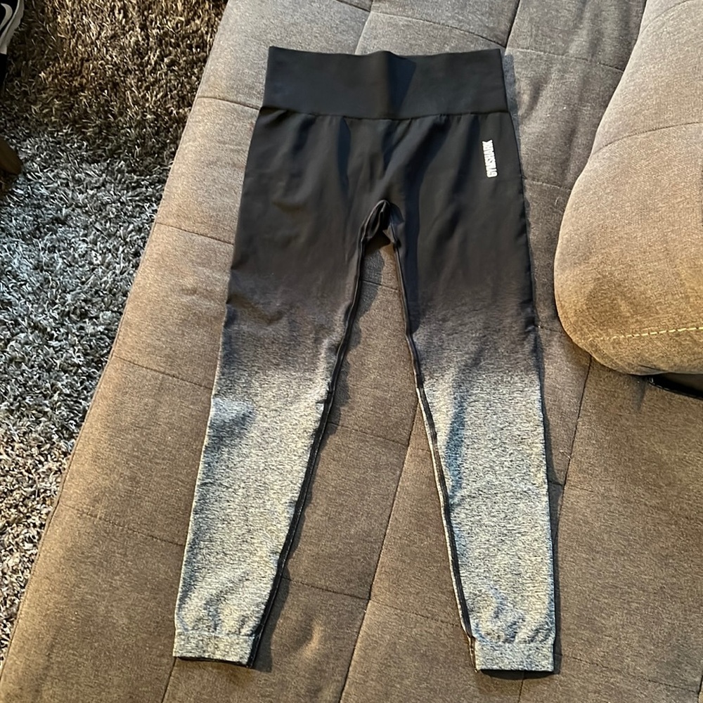 Gymshark leggings • Black and grey ombré